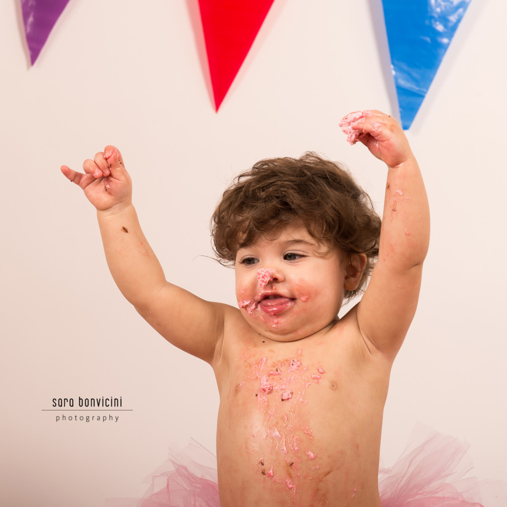 smash cake | alice 1 anno_fotografo bambini a rimini _Sara Bonvicini 11