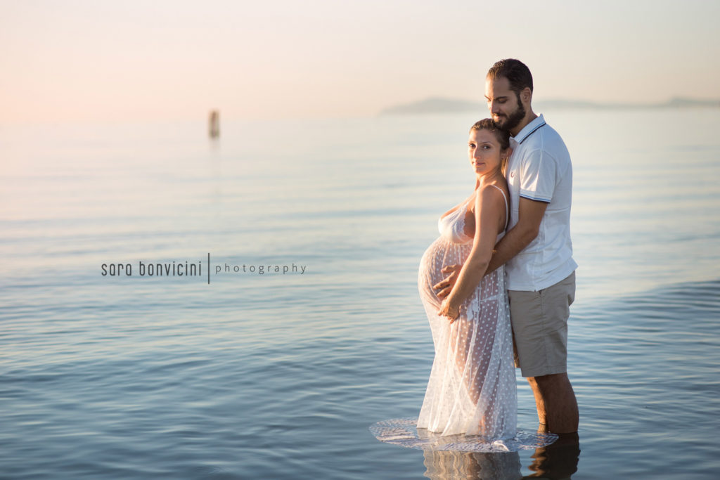 fotografo specializzato in maternità, mamme in attesa e gravidanza a Rimini