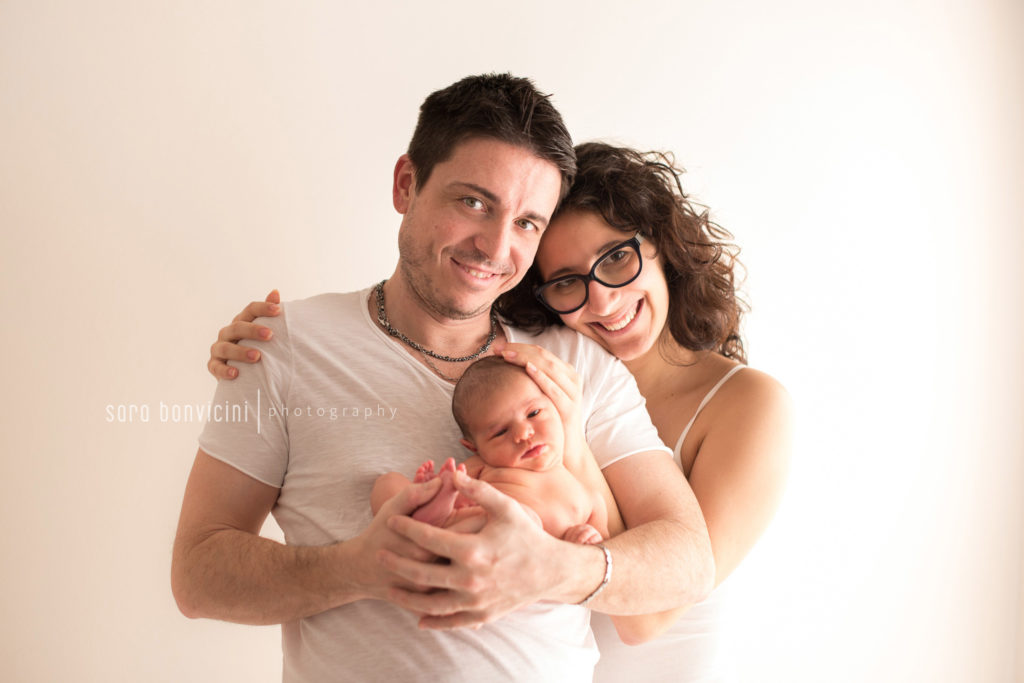 foto a neonati nati da pochi giorni a Rimini 