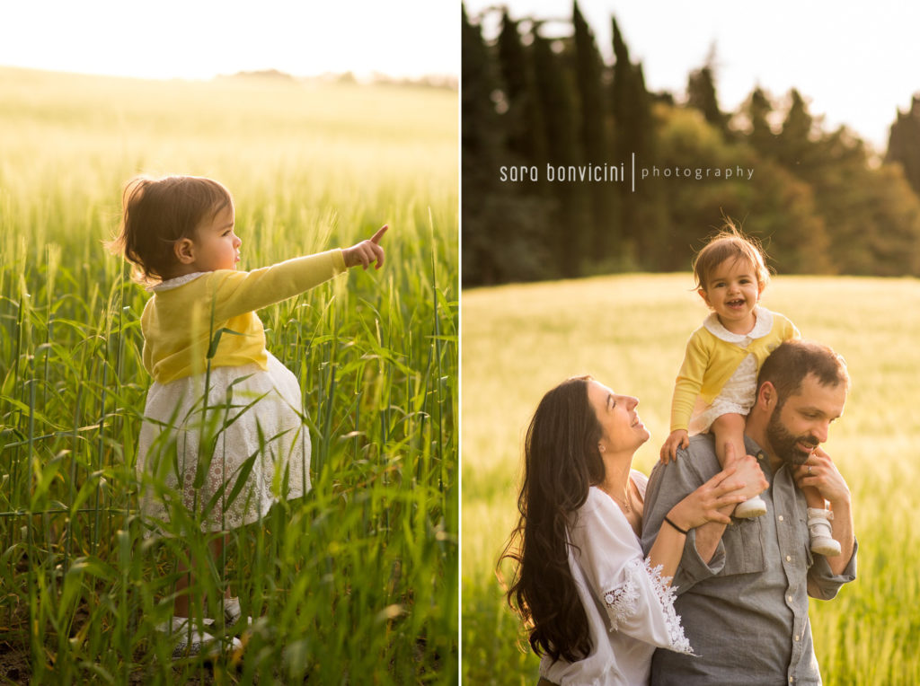 Fotografo Rimini | famiglia felice tra i campi di grano a Cesena 